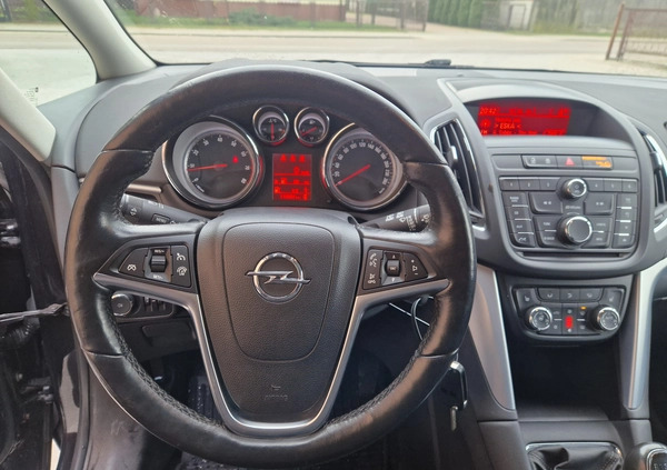 Opel Zafira cena 39900 przebieg: 119060, rok produkcji 2015 z Wrocław małe 631